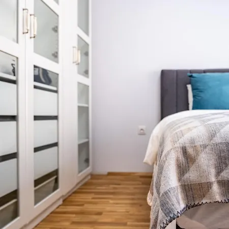 Seaside Luxury Complex And *