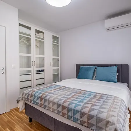 Seaside Luxury Complex And * Saints Constantine and Helena